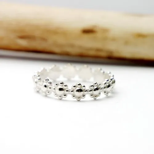 Bague minimaliste fleurs en argent 925 recyclé pour femme