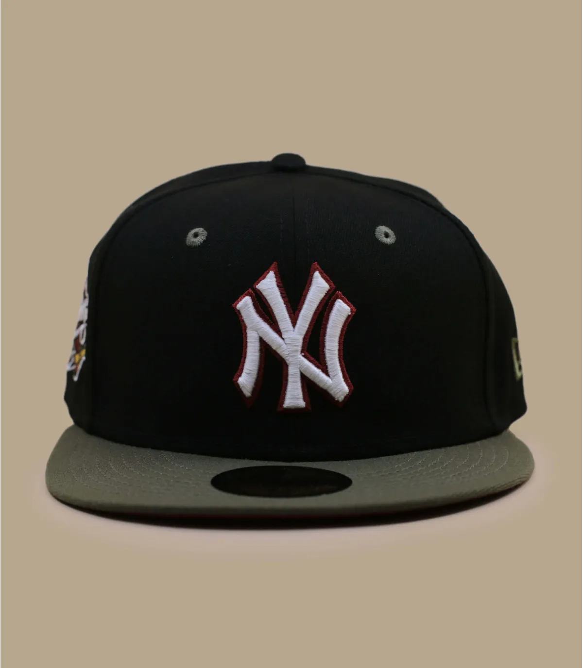 Casquette fitted noire NY - Side Patch 59Fifty New York Yankees black new olive New Era : Headict