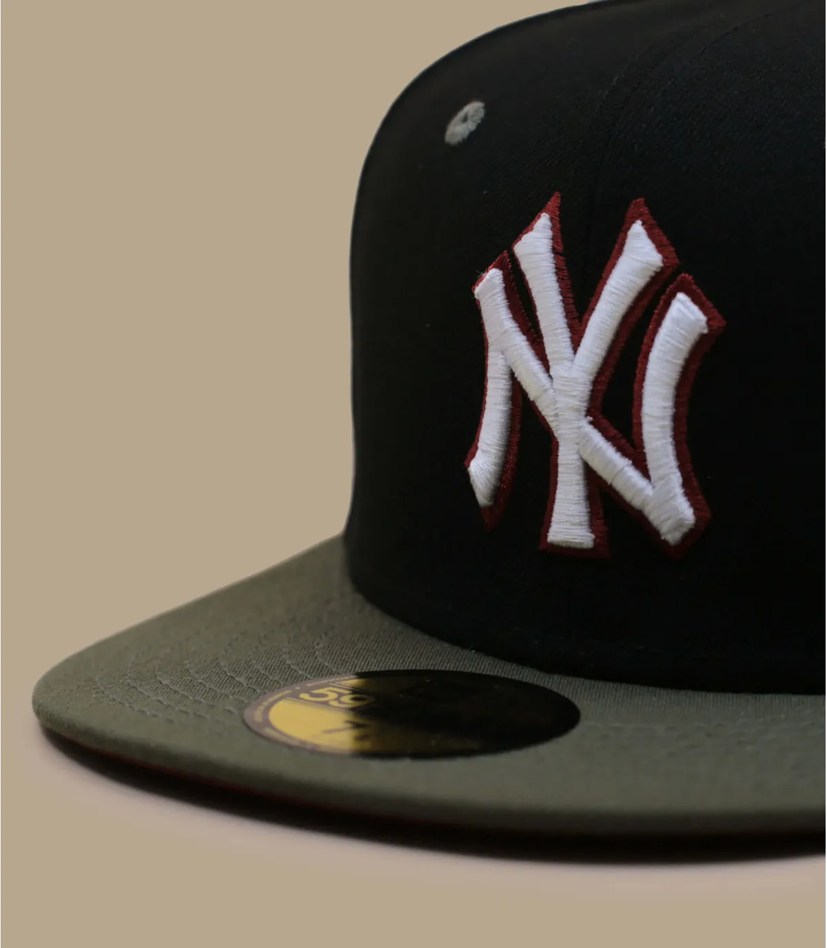 Casquette fitted noire NY - Side Patch 59Fifty New York Yankees black new olive New Era : Headict