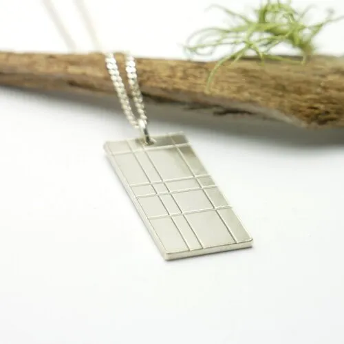 Collier contemporain kilt rectangulaire en argent 925/1000