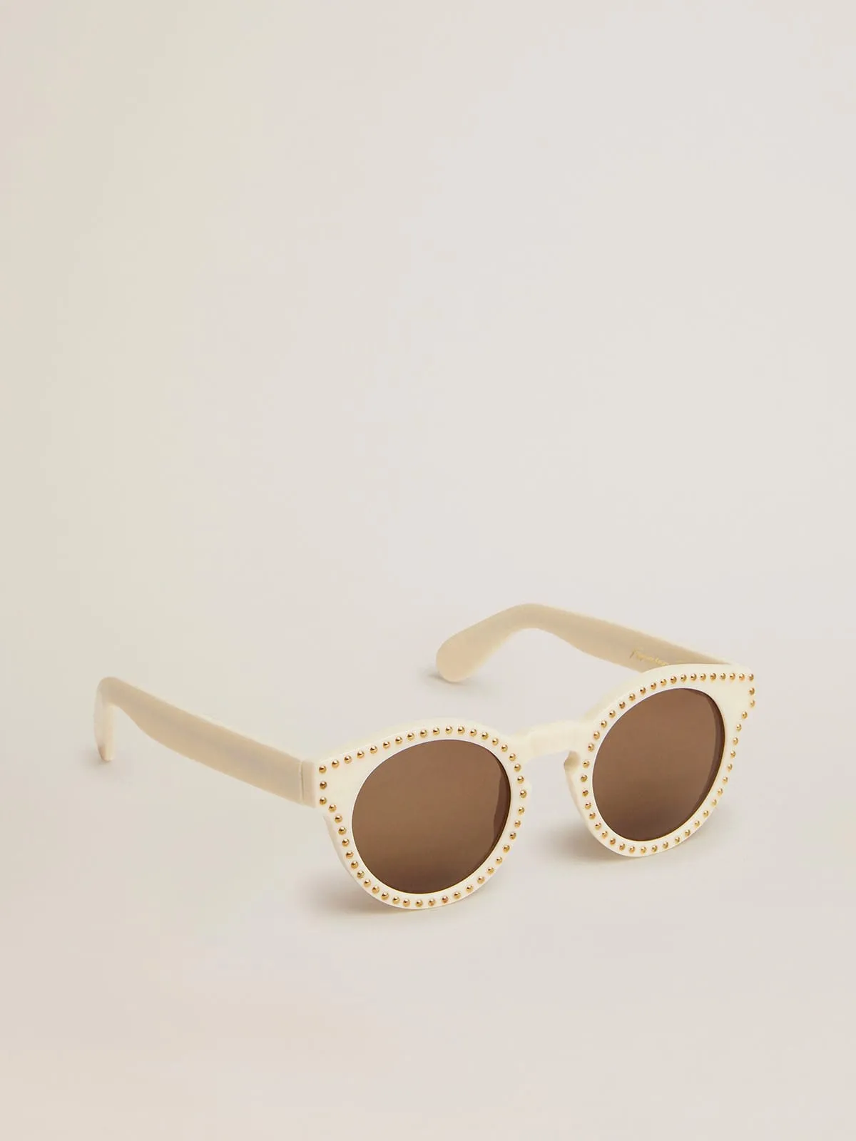 Lunettes de soleil Panthos avec monture blanche et clous dorés | Golden Goose