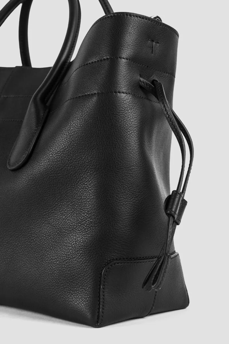 Sac souple en cuir noir