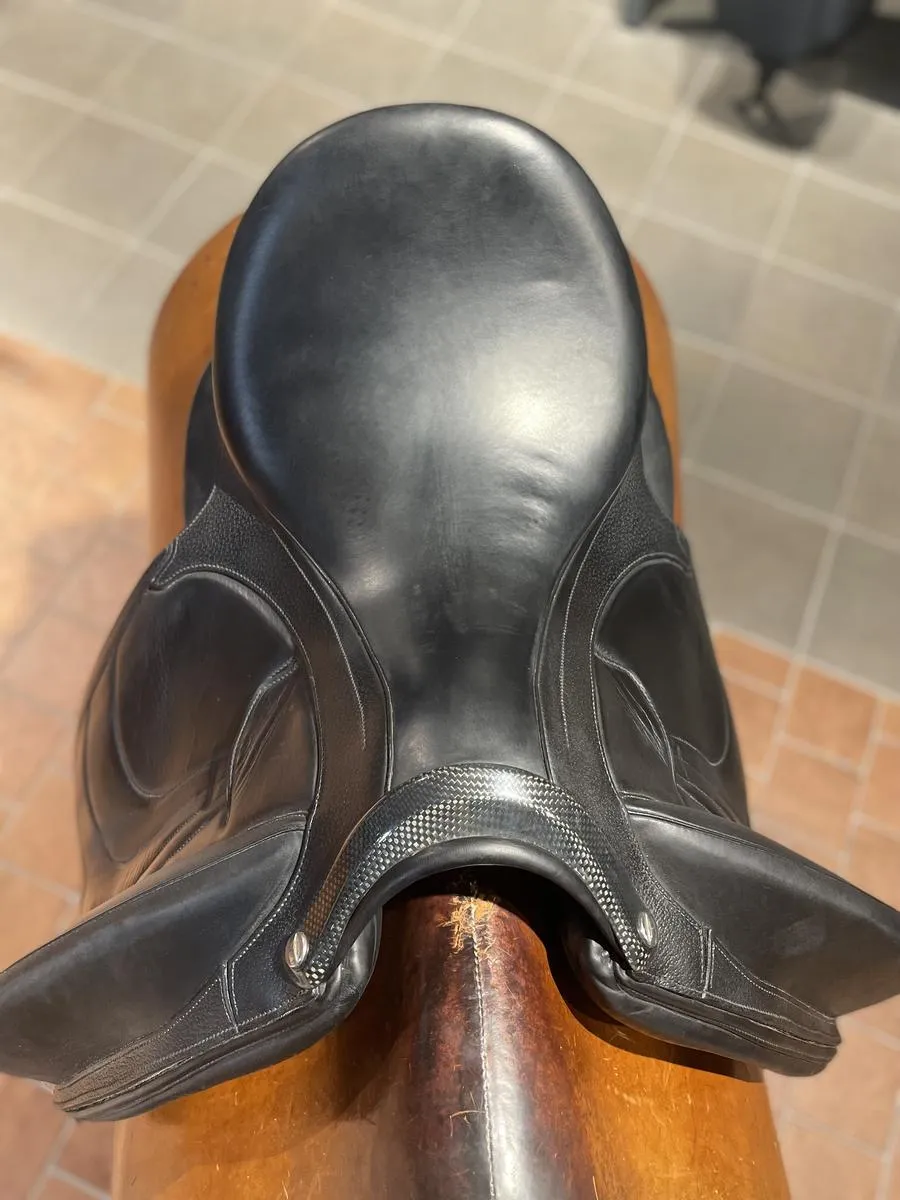 Selle dressage harmonie 17,5